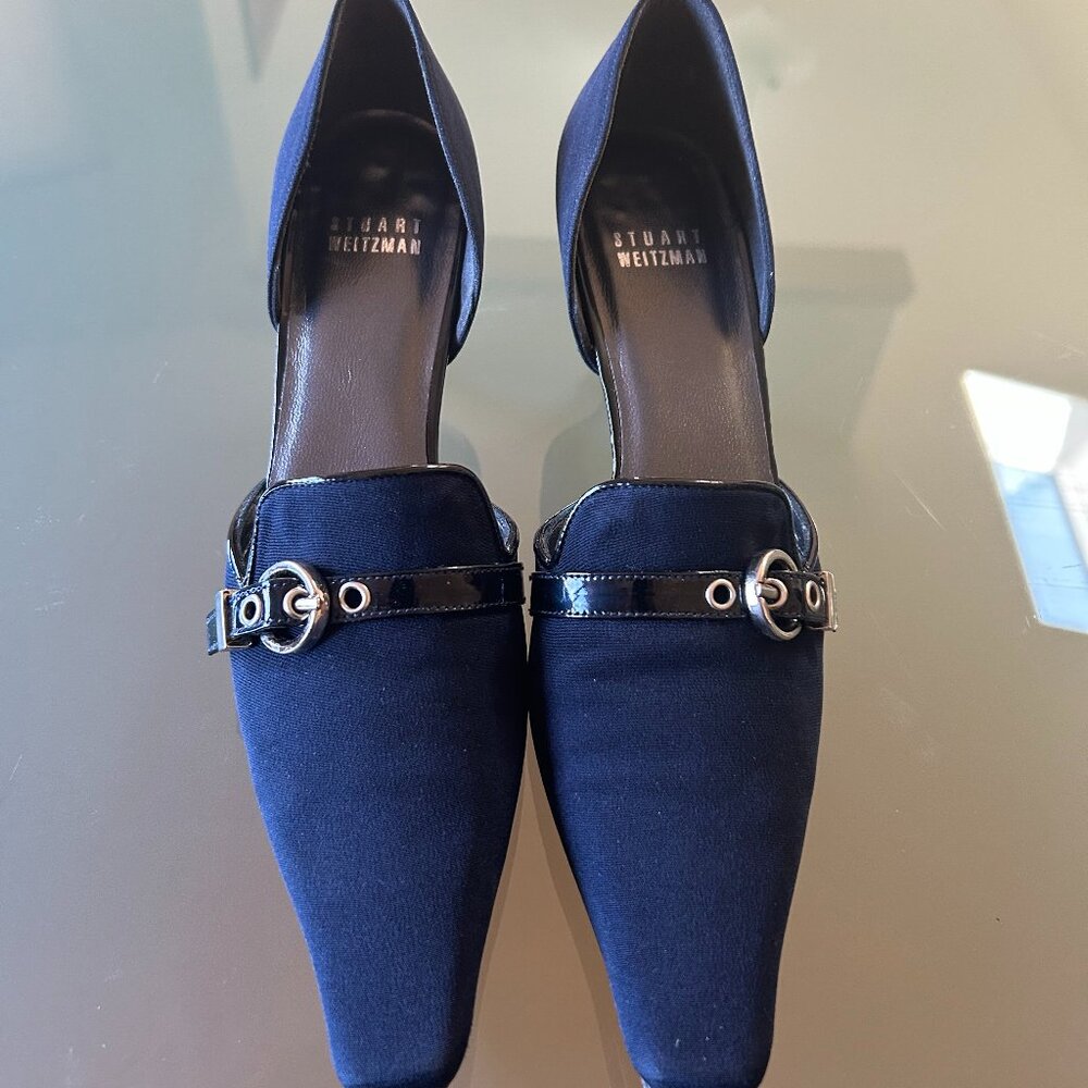 Stuart Weitzman - Navy Pipe kitten type heels - Size 6SS (Slim Slim/Narrow)